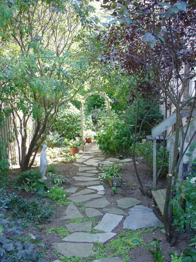 Flagstone Walkway Installation in Oakville